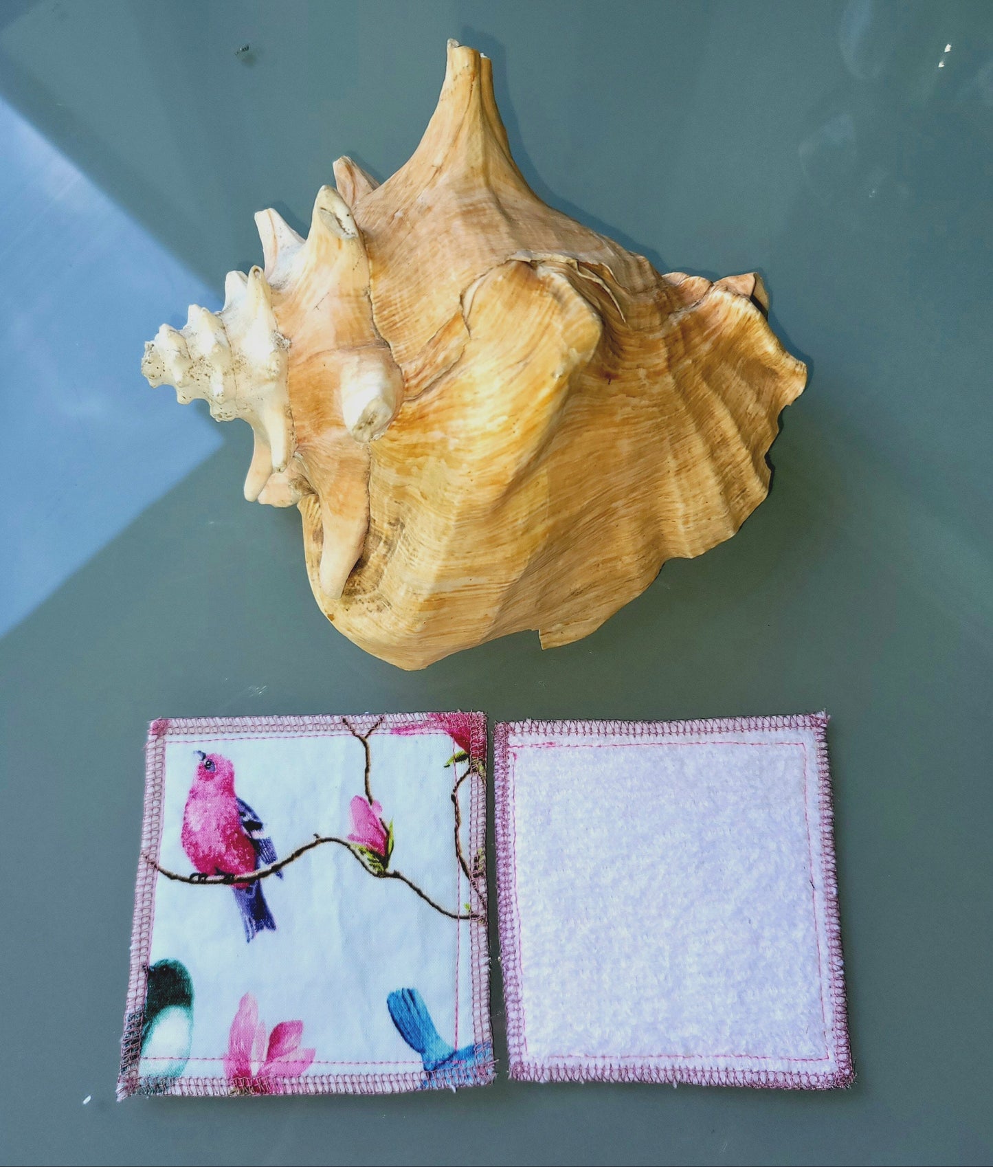 Reusable makeup remover pads